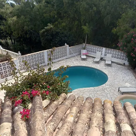 Beautiful 3-Bed Villa In Mijas Calahonda