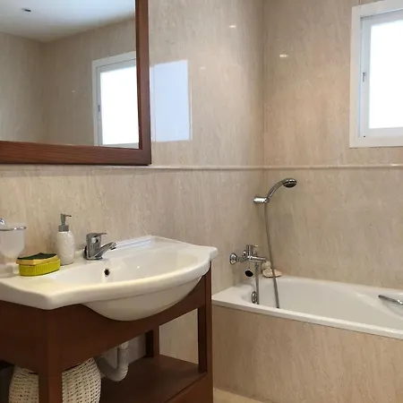 Vila Beautiful 3-Bed Villa In Mijas Calahonda