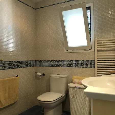 Beautiful 3-Bed Villa In Mijas Calahonda *