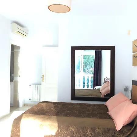 Beautiful 3-Bed Villa In Mijas Calahonda